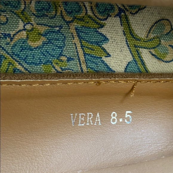 😍 Pazzle Bow Embellished Tan Flats 😍 - Picture 3 of 11